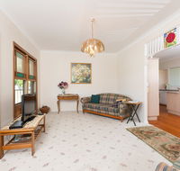 Cranford Waterfront Cottage - Kempsey Accommodation