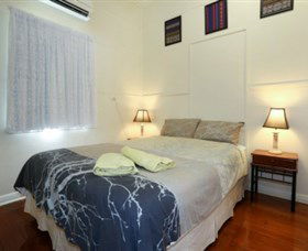 Holiday House At Cook Street Townsville - Kempsey Accommodation 0