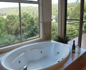 Ravensbourne Escape - Kempsey Accommodation 0
