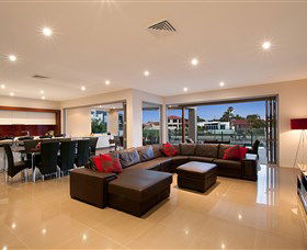 Xanadu Waterfront Elite Holiday Home - Kempsey Accommodation 0