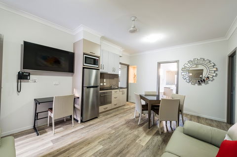 Athena Motel Apartments - Kempsey Accommodation 8