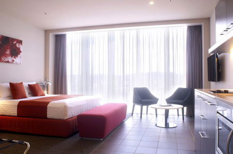 Abode Woden - Kempsey Accommodation 1