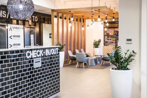 Abode Woden - Kempsey Accommodation 4