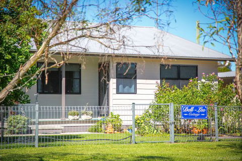 Dell-Lee Cottage - Kempsey Accommodation 0
