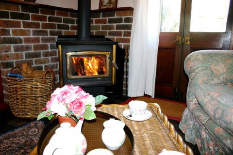 Hampden Cottage Accommodation Kangaroo Valley - Kempsey Accommodation 8