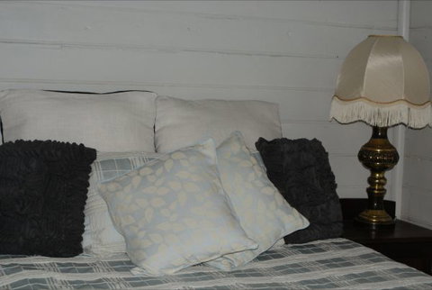 Moonan  Cottage - Kempsey Accommodation 1