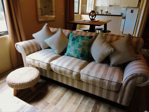The Guesthouse: Hill End - Kempsey Accommodation 4