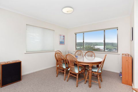 Coastal Cottage - Kempsey Accommodation 32