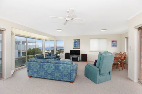 Coastal Cottage - Kempsey Accommodation 33