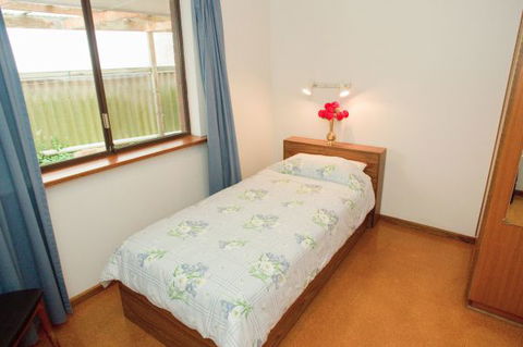 Coastal Cottage - Kempsey Accommodation 65