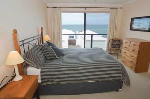 Coastal Cottage - Kempsey Accommodation 46