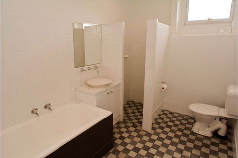 Coastal Cottage - Kempsey Accommodation 16