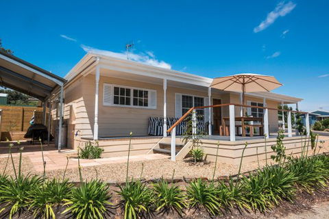 Coastal Cottage - Kempsey Accommodation 88