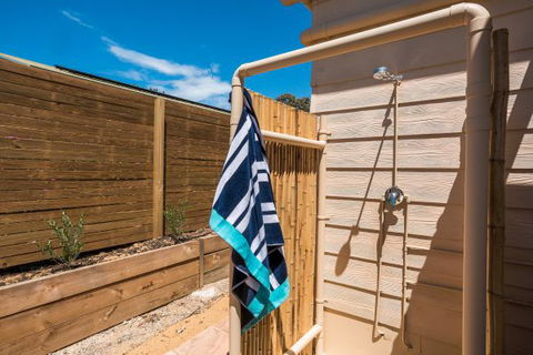 Coastal Cottage - Kempsey Accommodation 95