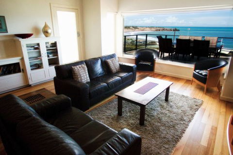 Coastal Cottage - Kempsey Accommodation 22