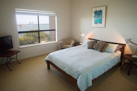 Coastal Cottage - Kempsey Accommodation 28