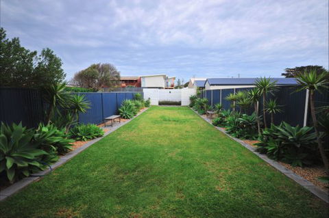 Coastal Cottage - Kempsey Accommodation 58