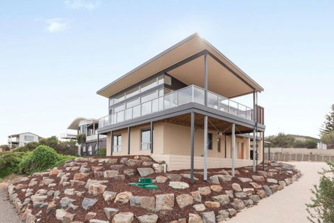 Coastal Cottage - Kempsey Accommodation 69