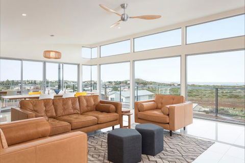 Coastal Cottage - Kempsey Accommodation 72
