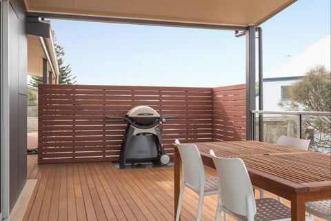 Coastal Cottage - Kempsey Accommodation 75