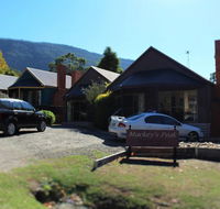 Mackey's Peak Villas - Kempsey Accommodation