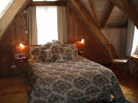 Mount Cole Cottages - Kempsey Accommodation 5