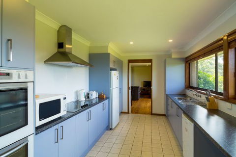 The Jungle Lodge, Blue Mountains Botanic Gardens - Kempsey Accommodation 1