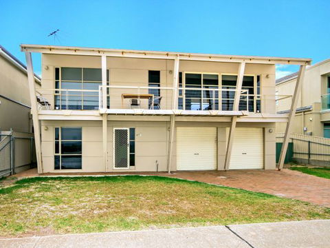 Century 21 SouthCoast: Salt - Kempsey Accommodation 0