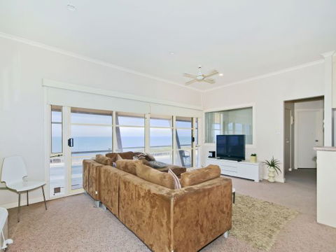 Century 21 SouthCoast: Salt - Kempsey Accommodation 2