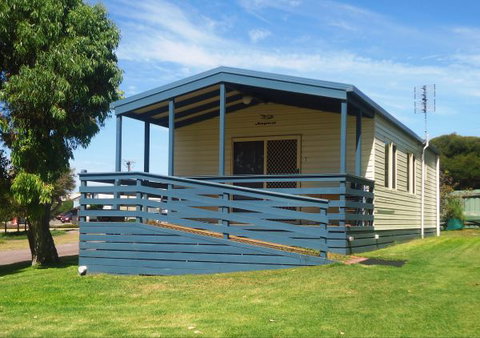 Elliston Waterloo Bay Tourist Park - Kempsey Accommodation 3
