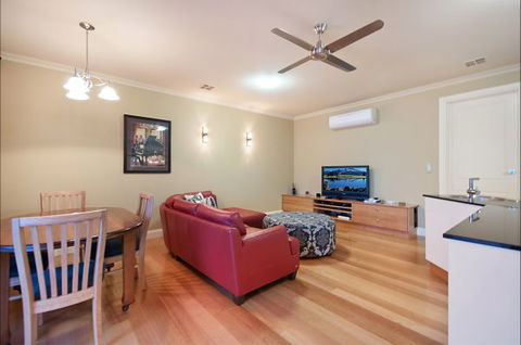 Mount Gambier Accommodation - Kempsey Accommodation 5