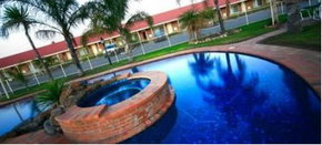 Best Western Pines Country Club Motor Inn - Kempsey Accommodation 1