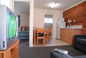 Tea House Motor Inn - Kempsey Accommodation 2