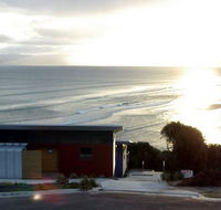 Freycinet Beach Apartments - Kempsey Accommodation