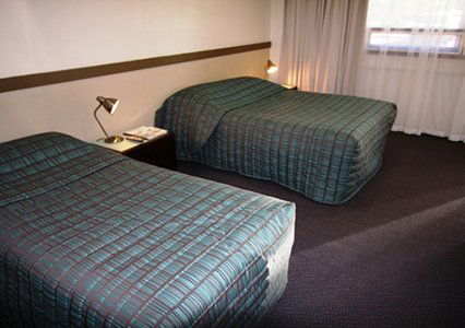 Highlander Hotel Bar Kitchen Rooftop - Kempsey Accommodation 3