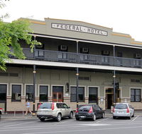 Fed on Semaphore - Kempsey Accommodation