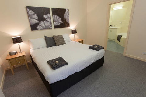 Port Lincoln Foreshore Apartments - Kempsey Accommodation 5