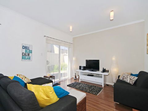 Century 21 SouthCoast: The Residence - Kempsey Accommodation 2