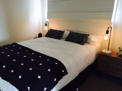 Farm Pod At Twamley Farm - Kempsey Accommodation 13