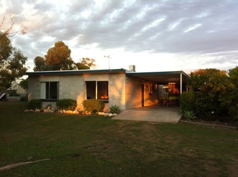 Umall - Kempsey Accommodation 0