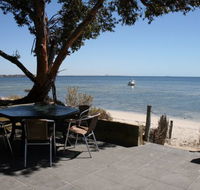 Undercurrent - Kempsey Accommodation