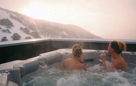 Frueauf Village - Kempsey Accommodation 12