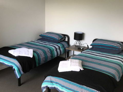 Derby Digs Cottage - Kempsey Accommodation 3