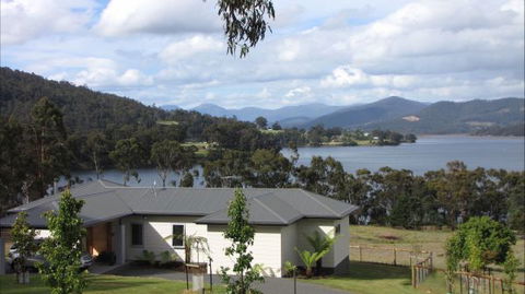 Huon River Cottage - Kempsey Accommodation 0