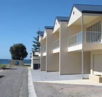 Karen's Cabins and Apartments - Kempsey Accommodation