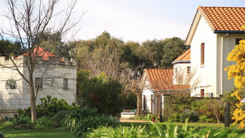 Villa Mont Boutique BnB - Kempsey Accommodation 0