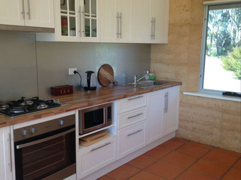 Muntiri Lodge Eco Retreat - Kempsey Accommodation 4