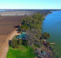 Mundic Waterfront Cottages - Kempsey Accommodation