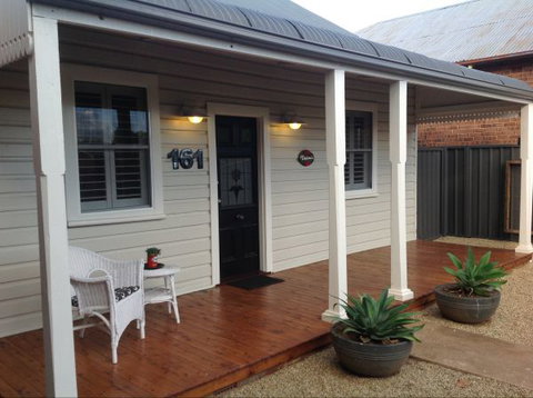 Thelma's Temora - Kempsey Accommodation 0