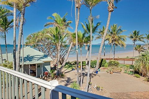 Beachfront Zilzie Holiday Home And Cottage - Kempsey Accommodation 7